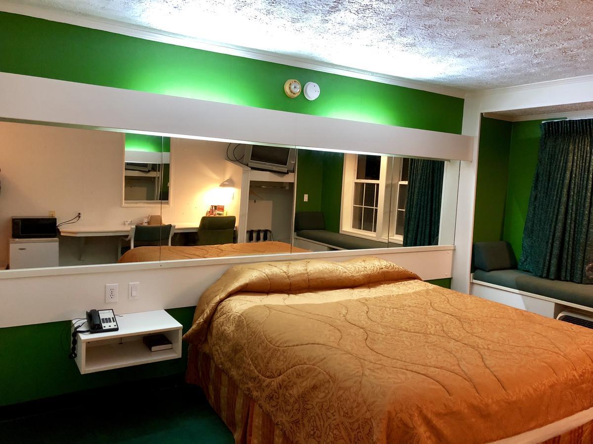 Holiday Lodge - Greensboro/Lake Oconee ภายนอก รูปภาพ